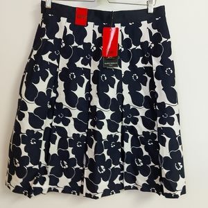 NWT Mario Serrani Italian Pleated Skirt in Navy Blue & White, Size M